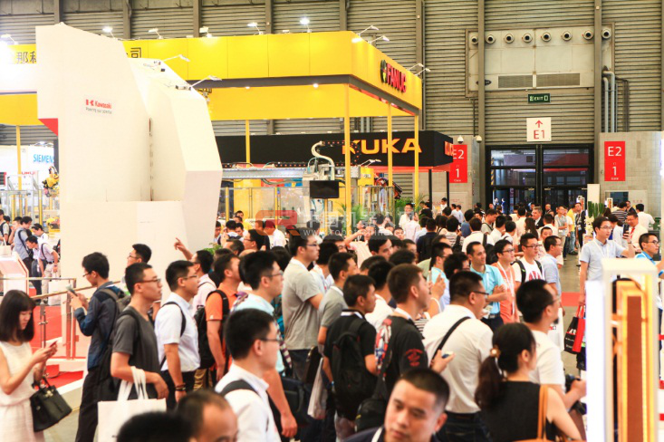 新能源轿车工程与商用车工程将变成亮点